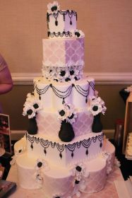 wedding cake by chocolate pi