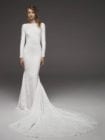 pronovias-bateau-neckline-long-sleeve-simply-elegant-wedding-dress